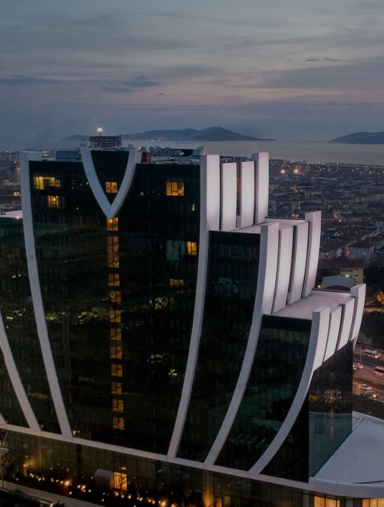 Elite World Hotel Hakkında